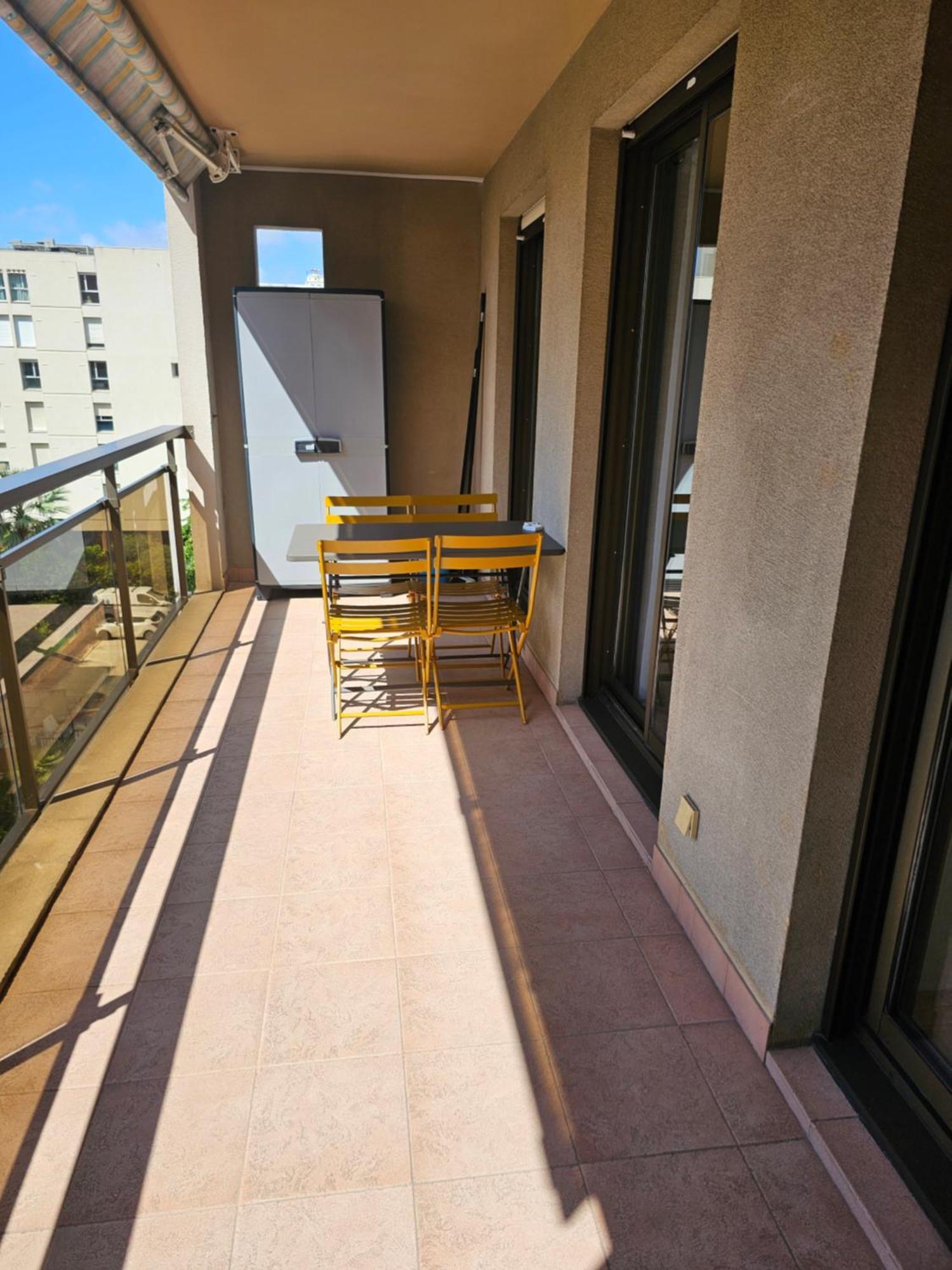 Beautiful 1 Bedroom Flat ニース エクステリア 写真