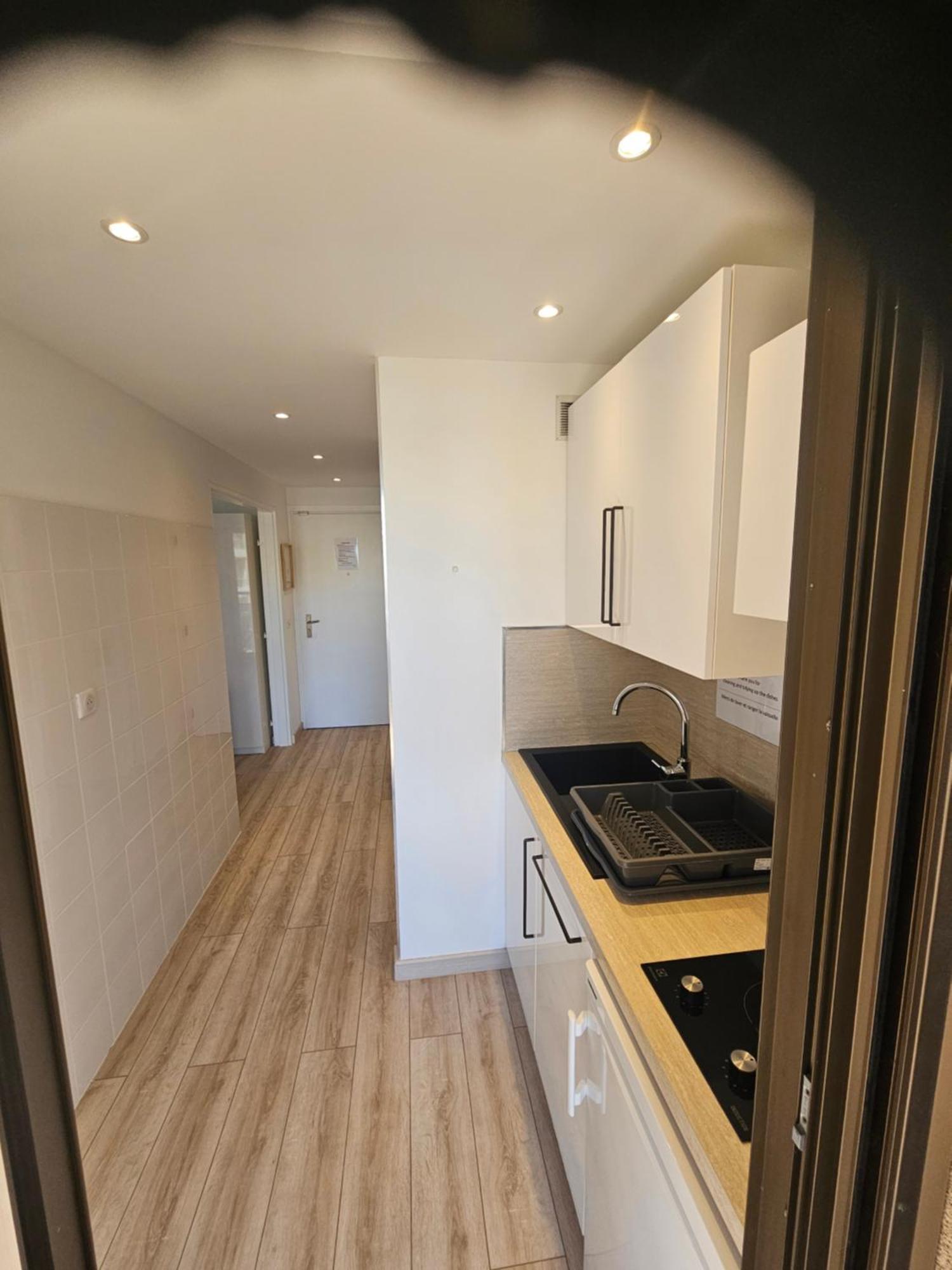 Beautiful 1 Bedroom Flat ニース エクステリア 写真
